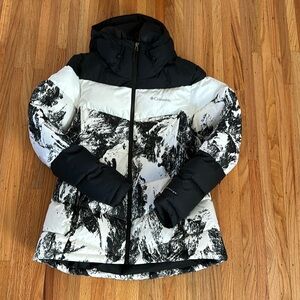 Columbia Abbott Peak insulted ski coat Medium